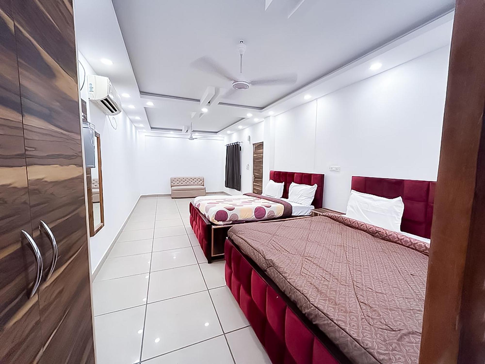 Hotel Js Garden - Near Jaypee Hospital Noida Exterior foto